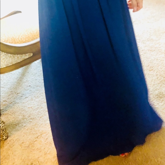 Fun backless maxi length dress - Picture 2 of 6
